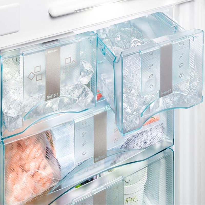 Холодильник с ледогенератором купить. Встраиваемый холодильник Liebherr ICN 3386. Liebherr встраиваемый холодильник с льдогенератором. Холодильники Liebherr с ледогенератором Icemaker. Icbn3386-20.