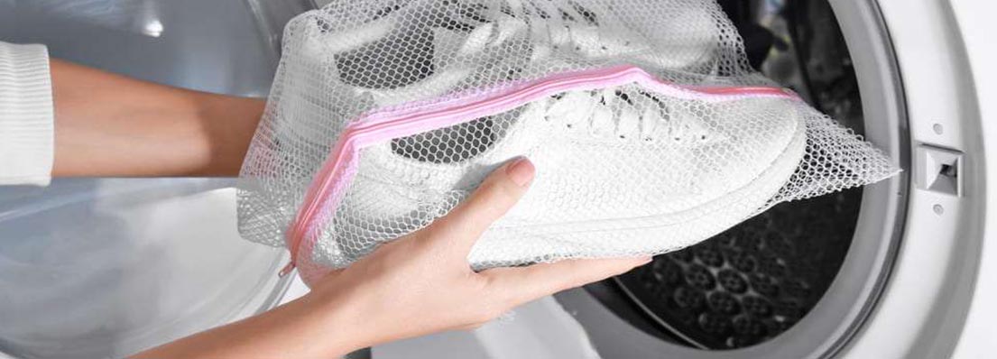 Как стирать кроссовки в стиральной машине без режима «обувь»?  Как стирать кроссовки в стиральной машине без режима «обувь»?
