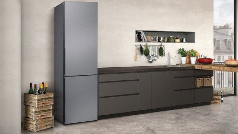 Узкие высокие холодильники Neff Узкие высокие холодильники Neff