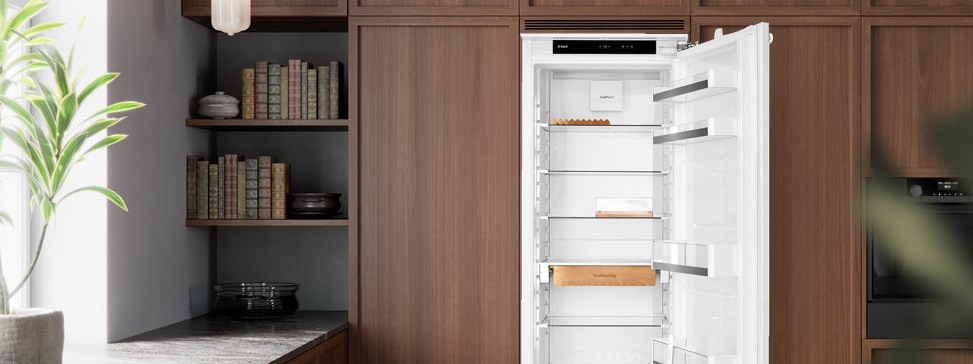 Двухкамерные холодильники высотой 180 см Двухкамерные холодильники высотой 180 см