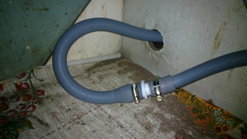 Как заменить сливной шланг в посудомоечной машине Как заменить сливной шланг в посудомоечной машине