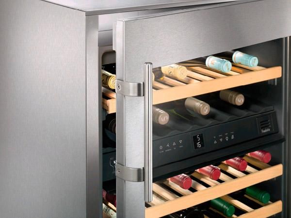 Двухкамерные винные шкафы Двухкамерные винные шкафы