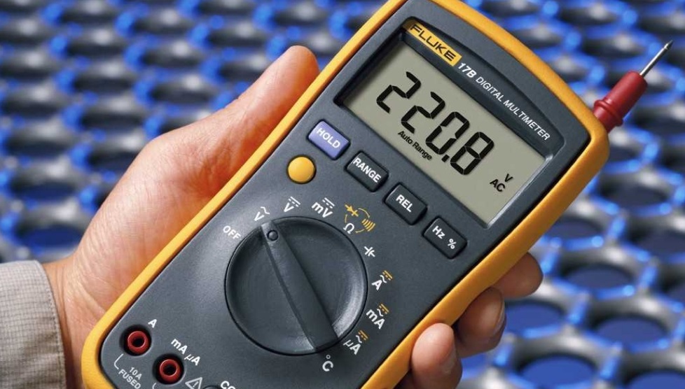 Ошибка E0 на индукционной варочной панели  Ошибка E0 на индукционной варочной панели