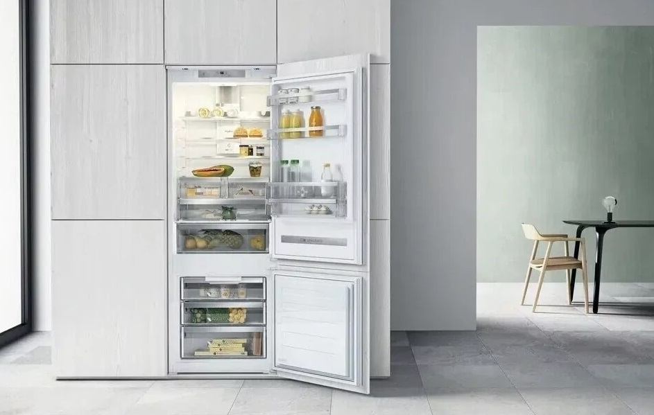 Встроенные холодильники высотой 2 метра Встроенные холодильники высотой 2 метра