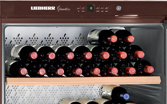 Коричневые винные шкафы Коричневые винные шкафы