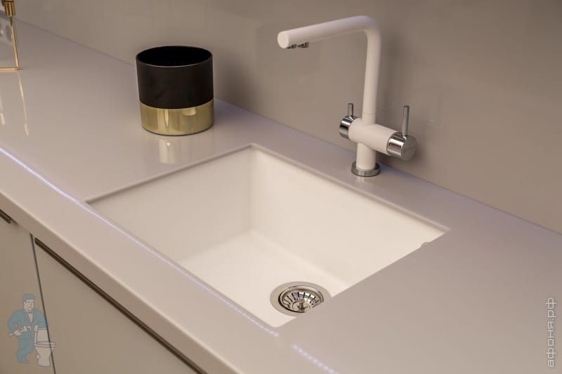 Белые мойки Omoikiri Белые мойки Omoikiri