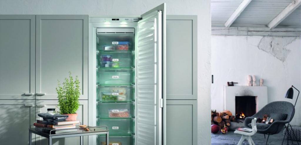 Большие морозильные камеры Большие морозильные камеры