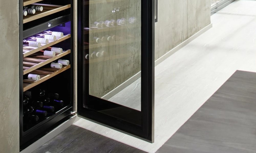 Лучшие по цене и качеству винные шкафы 2024 года