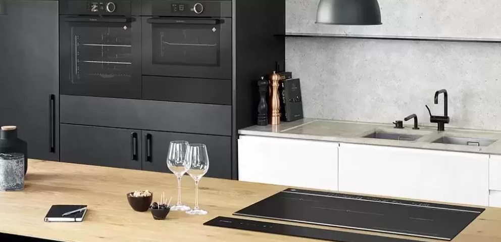 Индукционные с рамкой варочные панели De Dietrich Индукционные с рамкой варочные панели De Dietrich