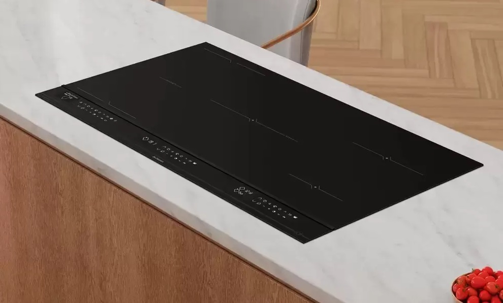 Индукционные 5-ти конфорочные варочные панели De Dietrich Индукционные 5-ти конфорочные варочные панели De Dietrich