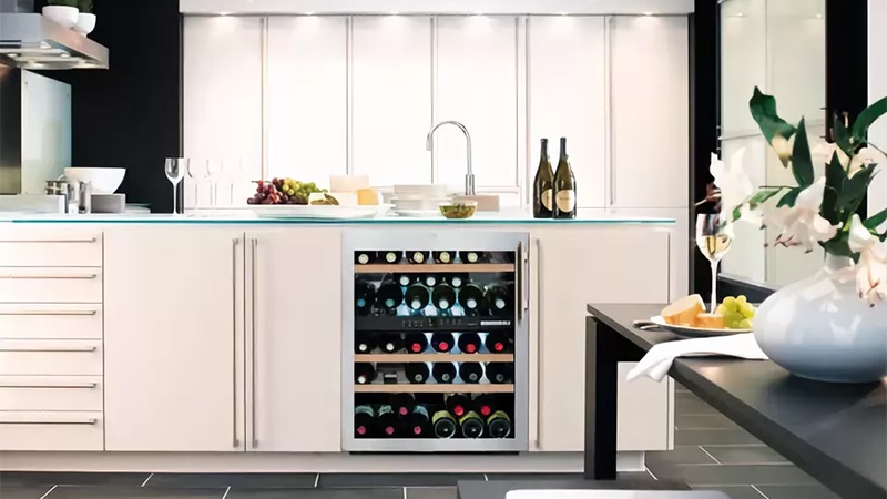 Встраиваемые белые винные шкафы Встраиваемые белые винные шкафы