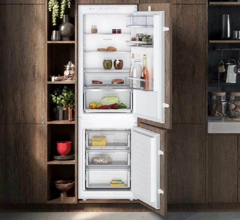 Холодильники Neff цветом под дерево