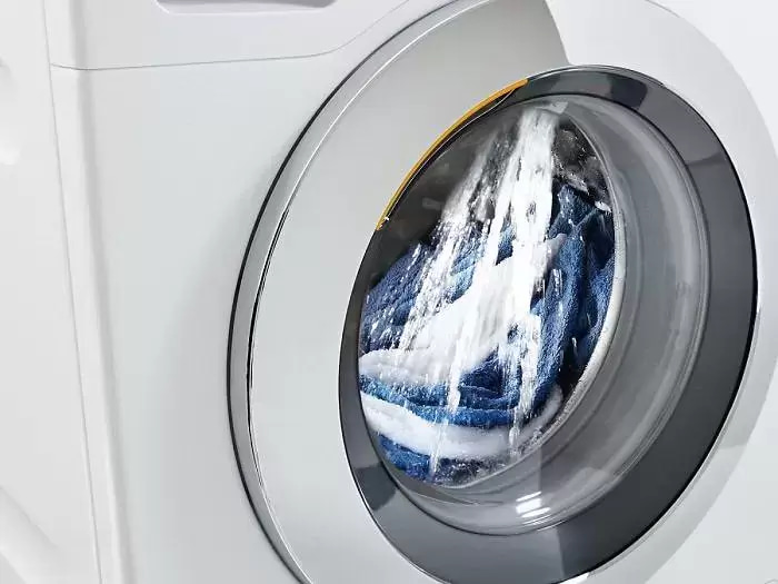 Обзор стиральной машины Miele WCR870WPS