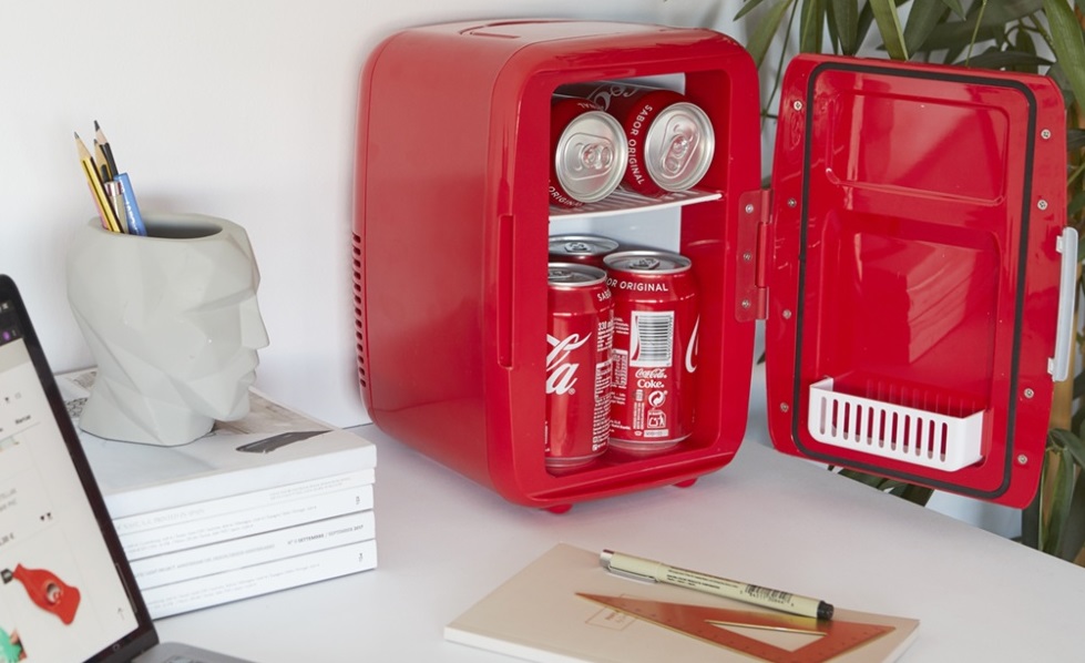 Красные мини-холодильники Красные мини-холодильники