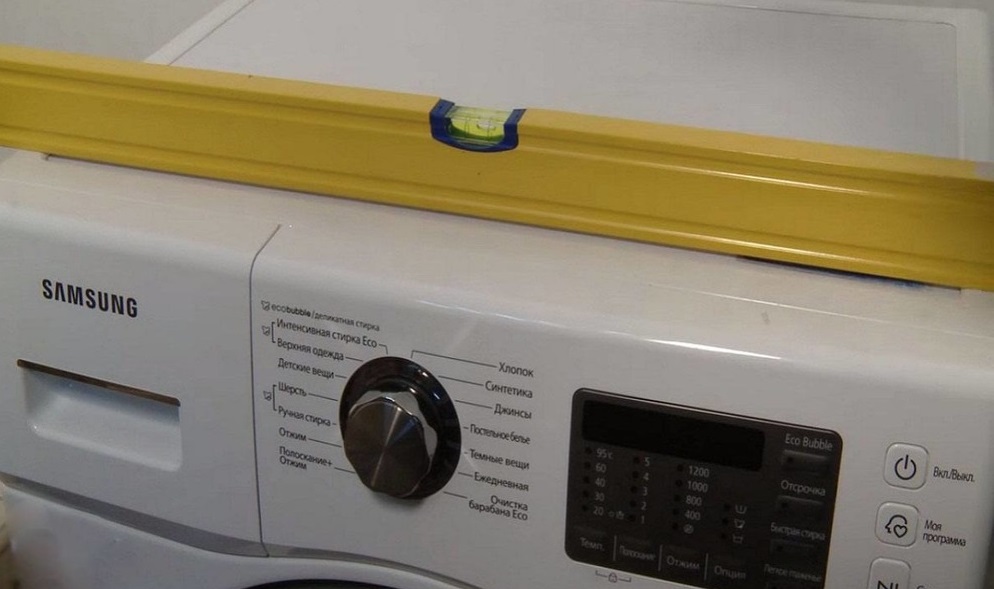 Как установить стиральную машину, чтобы она не прыгала и не вибрировала