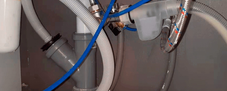 Как установить и подключить посудомоечную машину Как установить и подключить посудомоечную машину