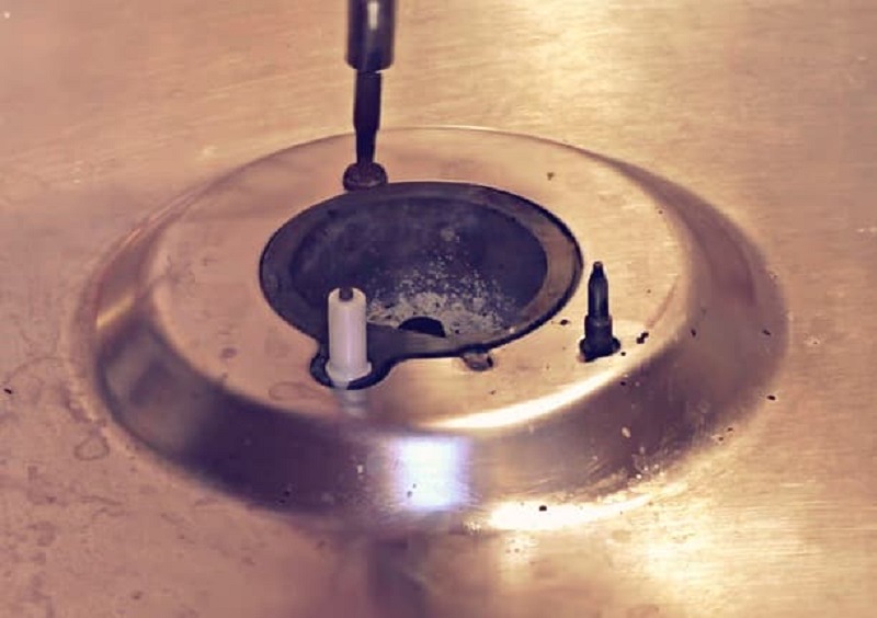 Как почистить и заменить электроподжиг на варочной панели Gorenje Как почистить и заменить электроподжиг на варочной панели Gorenje