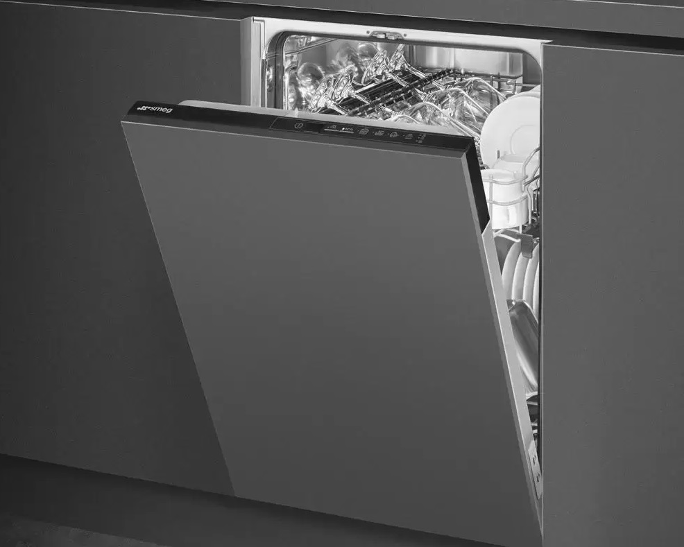 Обзор посудомоечных машин Smeg Обзор посудомоечных машин Smeg