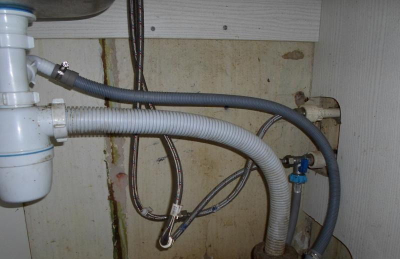 Как встроить посудомоечную машину в кухонный гарнитур Как встроить посудомоечную машину в кухонный гарнитур