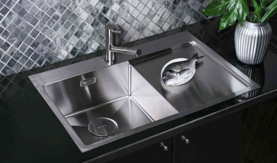 Мойки Omoikiri с крылом справа