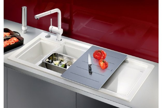 Мойка Blanco AXON II 6 S (чаша слева) керамика клапан-автомат InFino® жасмин (фото 4) Мойка Blanco AXON II 6 S (чаша слева) керамика клапан-автомат InFino® жасмин (preview 4)