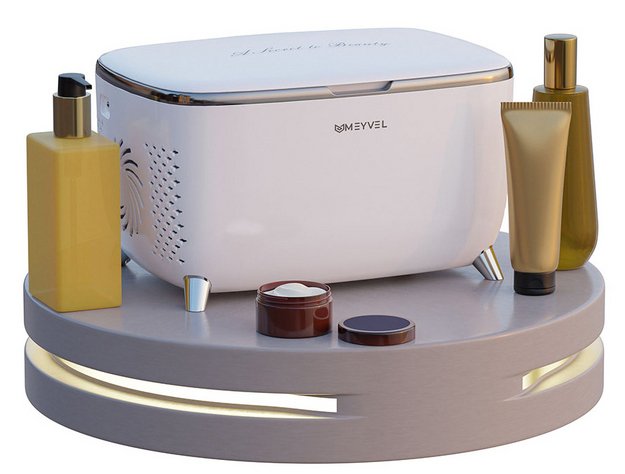 Холодильник для косметики и напитков Meyvel MB-06C3W (preview 1)