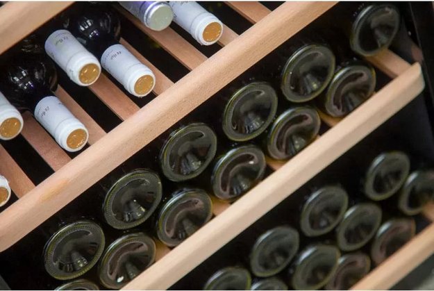 Винный шкаф Cold Vine C180-KBF2 (фото 4) Винный шкаф Cold Vine C180-KBF2 (preview 4)