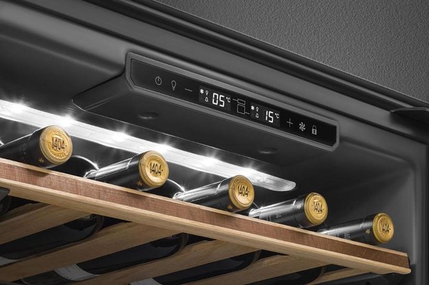Встраиваемый холодильный шкаф для вина Smeg CVI629NR3 (фото 4) Встраиваемый холодильный шкаф для вина Smeg CVI629NR3 (preview 4)