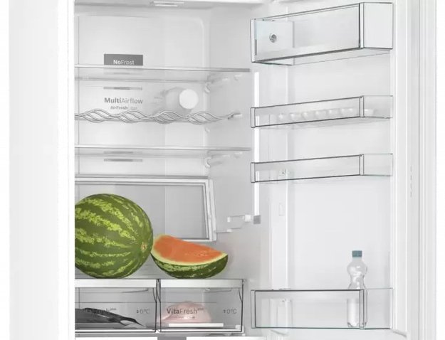 Холодильник с нижней морозильной камерой BOSCH KGN39AW32R (фото 4) Холодильник с нижней морозильной камерой BOSCH KGN39AW32R (preview 4)