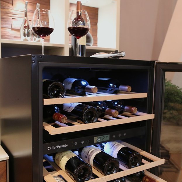 Встраиваемый под столешницу винный шкаф CellarPrivate CP043-2T (фото 3) Встраиваемый под столешницу винный шкаф CellarPrivate CP043-2T (preview 3)