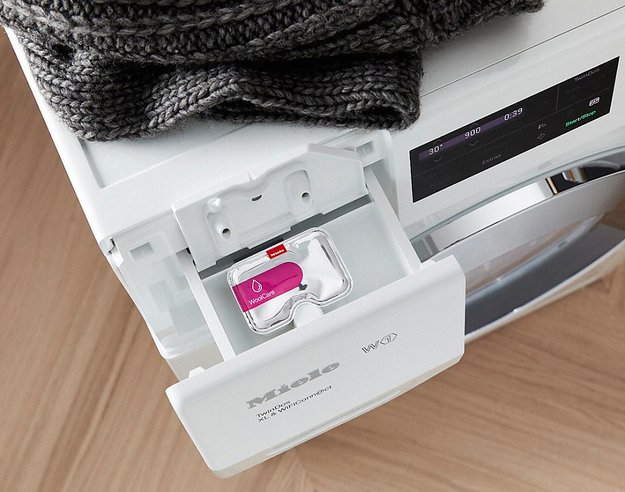 Средство для стирки деликатных тканей и изделий из шерсти Miele WoolCare Caps (фото 3) Средство для стирки деликатных тканей и изделий из шерсти Miele WoolCare Caps (preview 3)