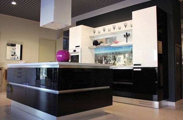 Вытяжка Faber CUBIA IS.GLOSS PLUS EV8 WH A60 (фото 3) Вытяжка Faber CUBIA IS.GLOSS PLUS EV8 WH A60 (preview 3)