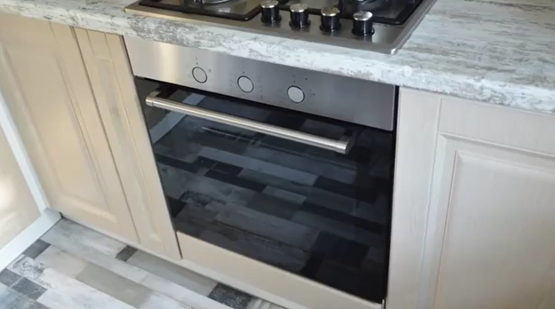 Духовой шкаф Zigmund Shtain EN 59.511 S (video 3)