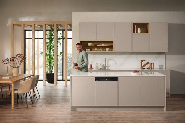 Встраиваемая посудомоечная машина Miele G 7710 SCi AutoDos (фото 4) Встраиваемая посудомоечная машина Miele G 7710 SCi AutoDos (preview 4)