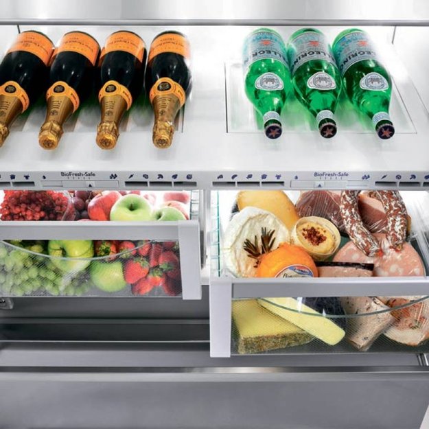 Холодильник Liebherr CBNes 6256 PremiumPlus BioFresh NoFrost (фото 8) Холодильник Liebherr CBNes 6256 PremiumPlus BioFresh NoFrost (preview 8)