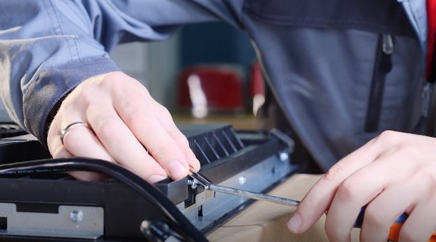 Индукционная варочная панель Maunfeld AVI6044SSBK (video 3)