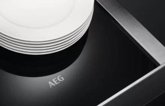 Встраиваемый ящик для подогрева посуды AEG KDK911424T (фото 2) Встраиваемый ящик для подогрева посуды AEG KDK911424T (preview 2)