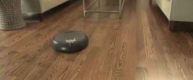 Робот-пылесос iRobot Roomba 770 (video 2)