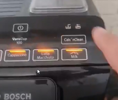 Кофемашина Bosch TPE40307 (video 2)