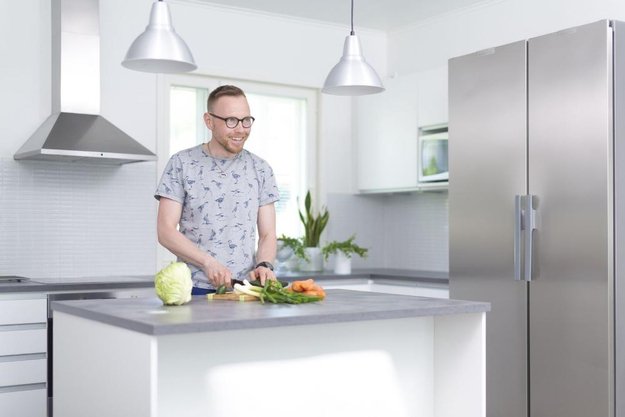 Холодильник с морозильной камерой Festivo 100 CFM 100CFM516 (серый/нержавеющая сталь) (фото 2) Холодильник с морозильной камерой Festivo 100 CFM 100CFM516 (серый/нержавеющая сталь) (preview 2)