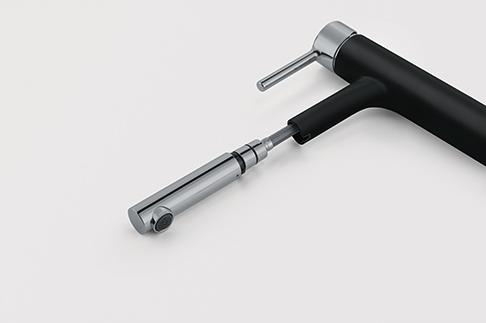 Смеситель Franke Centro с выдвижным шлангом оптика стали/оникс (preview 2)