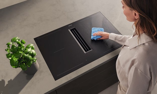 Варочная панель с вытяжкой Miele KMDA 7876 FL-A 125 Gala Ed (фото 5) Варочная панель с вытяжкой Miele KMDA 7876 FL-A 125 Gala Ed (preview 5)