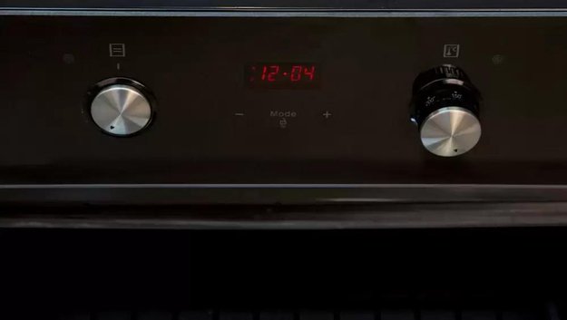 Духовой шкаф электрический Zigmund Shtain E 140 B (фото 4) Духовой шкаф электрический Zigmund Shtain E 140 B (preview 4)