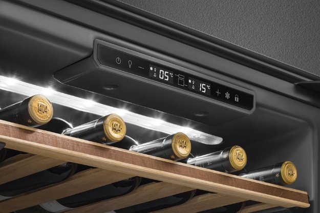 Встраиваемый холодильный шкаф для вина Smeg CVI129G (фото 5) Встраиваемый холодильный шкаф для вина Smeg CVI129G (preview 5)