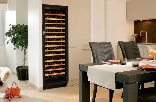 Встраиваемый мультитемпературный винный шкаф EuroCave K-800021-L (preview 3)