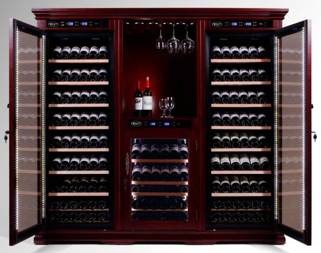 Винный шкаф Cold Vine C262-WM3-BAR (Classic) (фото 2) Винный шкаф Cold Vine C262-WM3-BAR (Classic) (preview 2)