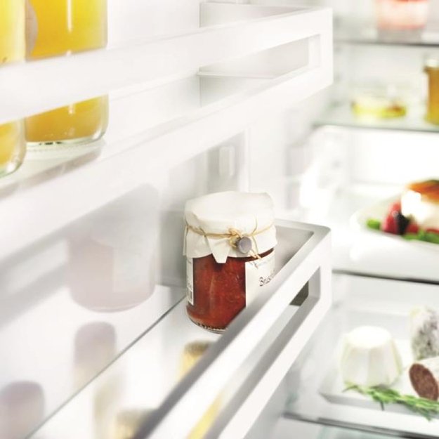 Холодильник Liebherr CN 4015 Comfort NoFrost (фото 7) Холодильник Liebherr CN 4015 Comfort NoFrost (preview 7)