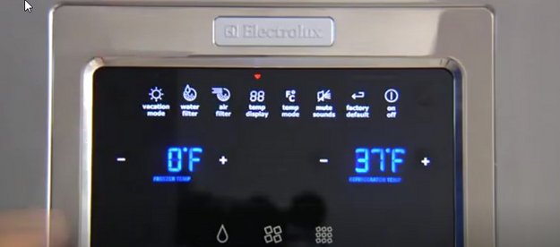 Встраиваемый холодильник Electrolux LXB2AE82S (video 1)