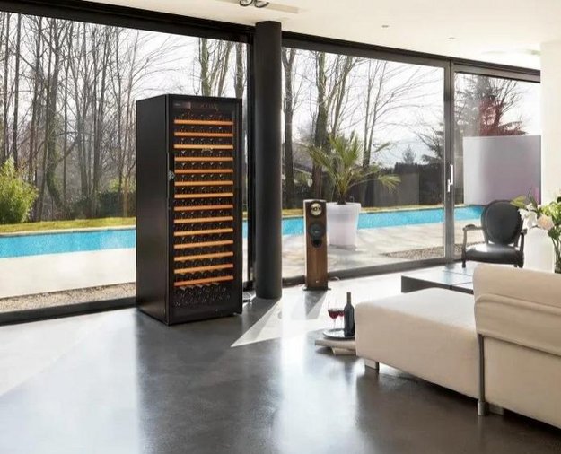 Мультитемпературный винный шкаф EuroCave P-300041-L (preview 4)