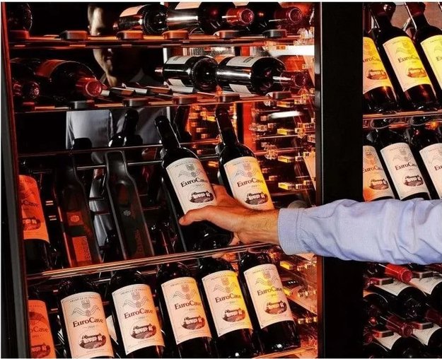 Витрина для хранения вина EuroCave 9180V (фото 5) Витрина для хранения вина EuroCave 9180V (preview 5)